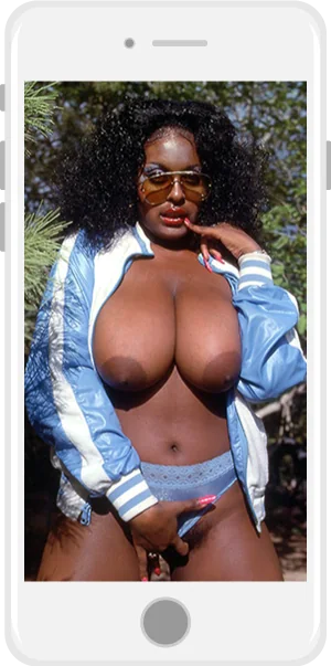 Ebony Frauen
